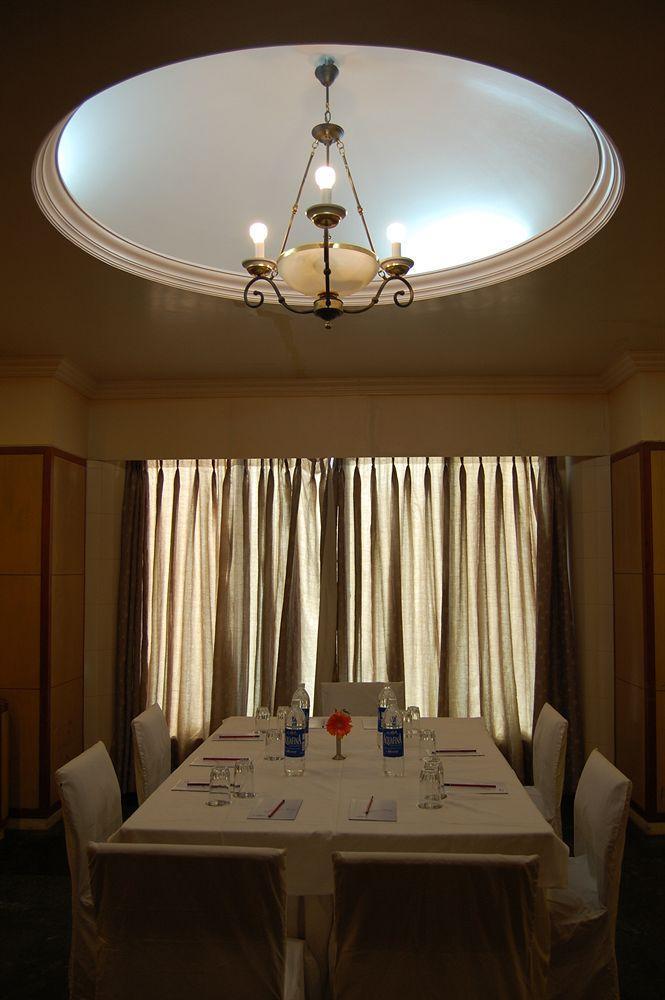 Celebrations Hotel Navi Mumbai Exterior photo