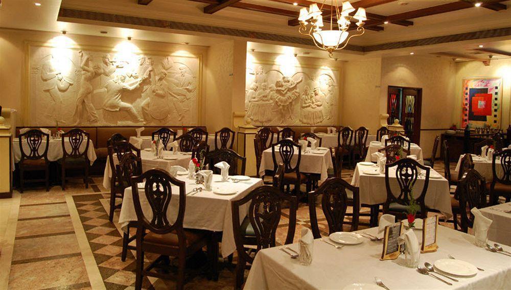 Celebrations Hotel Navi Mumbai Exterior photo