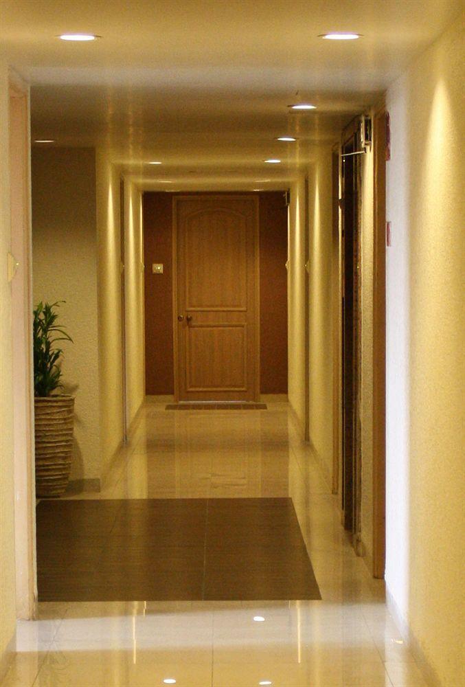 Celebrations Hotel Navi Mumbai Exterior photo
